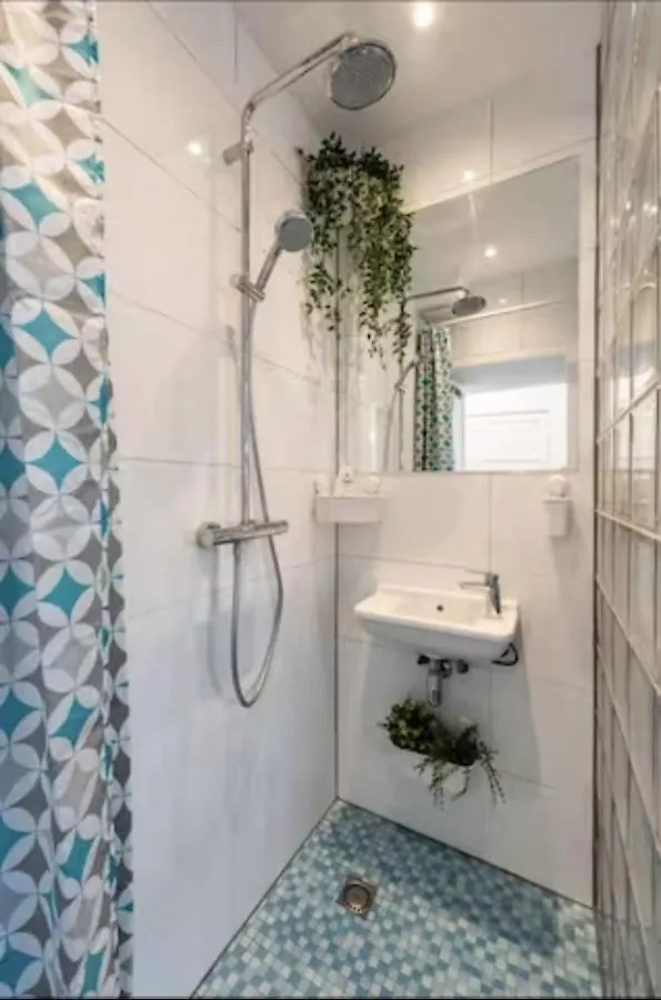 Cozy 2-Bedroom Apartment Amsterdam