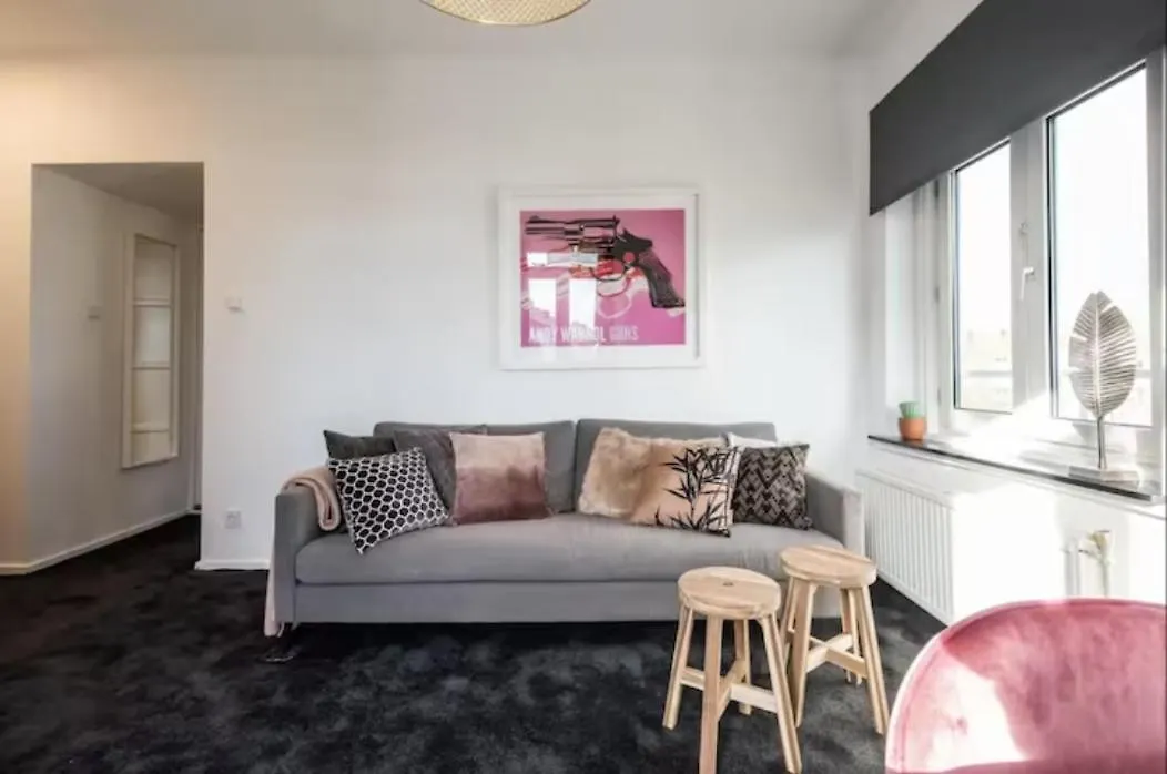 Cozy 2-Bedroom Apartment Amsterdam Netherlands